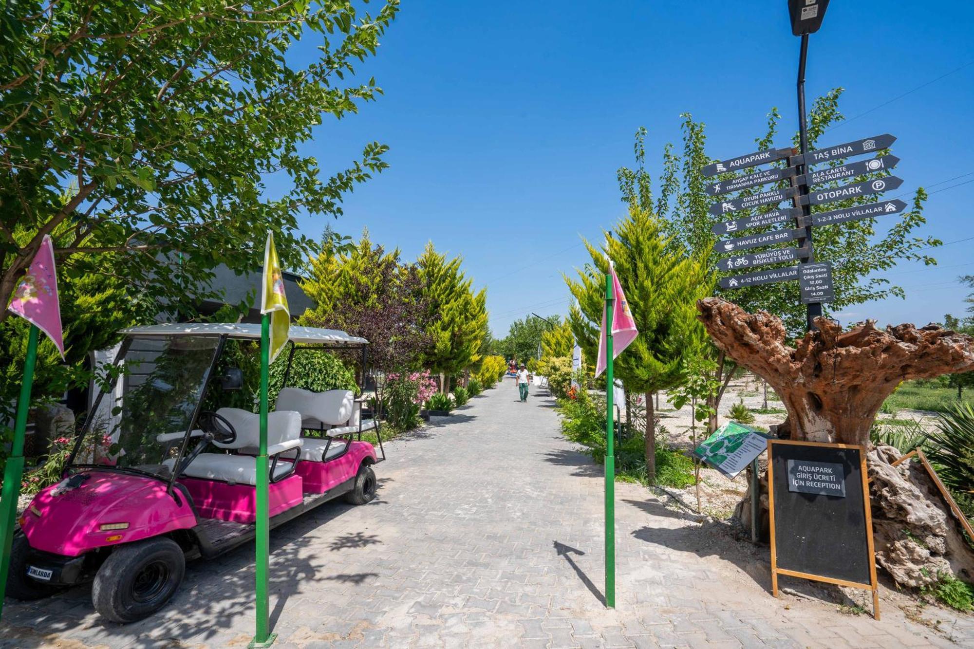 Simlarda Country Club Ayvalik Villa Luaran gambar